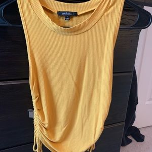 Fitted scrunch sided tank top